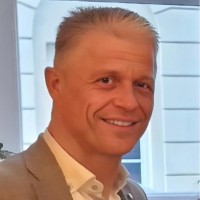 Maikel Geerlings Email