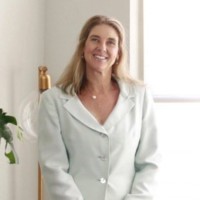 Lara Tucci Email