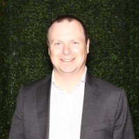 E-mail e número de telefone de Dan Stratton