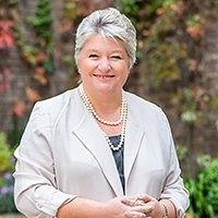 Victoria Wallace Email