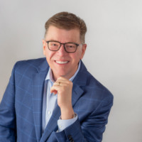 ConverzAI Employee Tim Robbins's profile photo