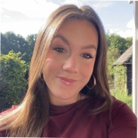 Zoë Hussaarts Email