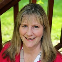 West Coast Self-Storage Employee Deanna Duskin's profile photo