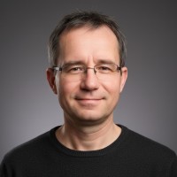 Krzysztof Iskierka Email