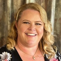 Kristy van Putten Email & Phone Number