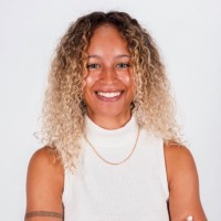 Erin Holsinger Email & Phone Number