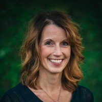 Suzanne O'Connell Email & Phone Number