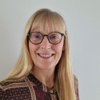 Gitte Lund Email