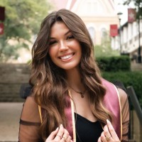 New Edge Design Studio Employee Alexis Lewis's profile photo