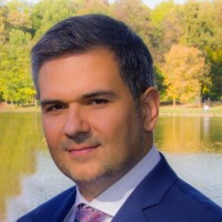 Zoltán Szakali Email