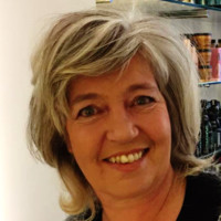 Ingrid Desloover Email