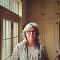 Fillmore Container Employee Lisa Reinhart's profile photo