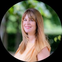Danes Educational Trust Employee Liz Smith's profile photo