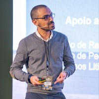 Arménio Oliveira Email
