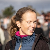 Tina Holsten Email