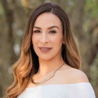 Robert Half Employee Luz Sanchez's profile photo