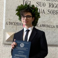Davide Vitale Email