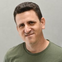 Firefly Migration Employee Yoni Rapoport's profile photo