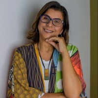 Simone Neves Email