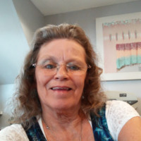 Super Eight Employee Cindy Eggar's profile photo