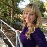 Vision Group Retail Employee Betsy Ferrer's profile photo