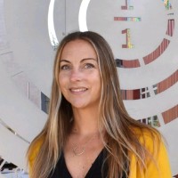 Carrie Jizmagian Email & Phone Number