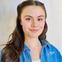 Charlotte Barlow Email & Phone Number