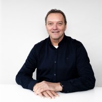 Martin Knuif Email