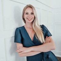 Stewart Signs Employee Jasmine Arena's profile photo
