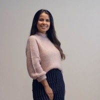 Huge Employee Andrea Serna's profile photo