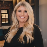 MAXEX Employee Rebecca Wade's profile photo