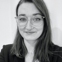 Claire André Email