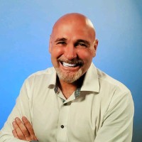 Yellowbrick Data Employee Neill Craib's profile photo