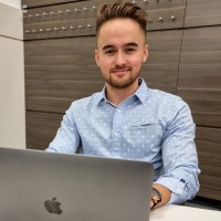 Máté Kántor Email