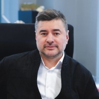 Andrzej Iwanow-Kolakowski Email