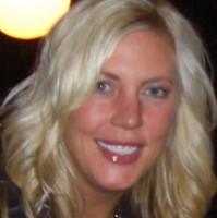 Adams Outdoor Advertising Employee Beth Fischer's profile photo