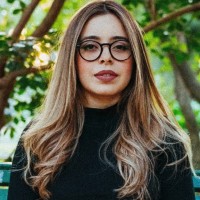 Maika de Jesus Esteves Primera Email