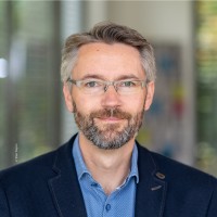 Thomas Bauer Email