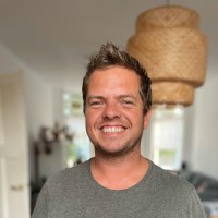 Bob de Jong Email & Phone Number
