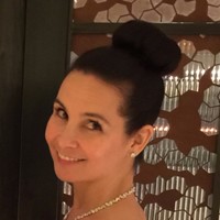 Stacey Rossicci-Vale Email & Phone Number
