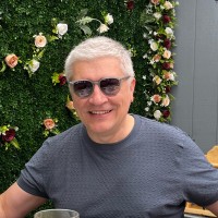 Ideal Living Employee Vlad Debriansky's profile photo
