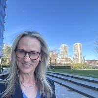 Pam Williams Email & Phone Number