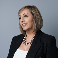 E-mail e número de telefone de Maria Guizar