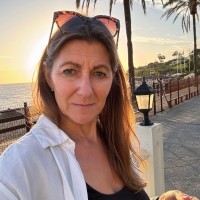 Anita Fox Email & Phone Number
