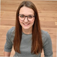 Julia Hellmann Email