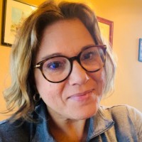 Linscomb Wealth Employee Casey Richardson's profile photo