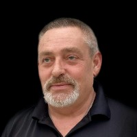Robin Leonard Email & Phone Number