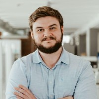 Adrian de Vries Email