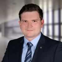 Maximilian Hahn Email