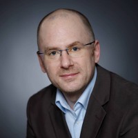 Sebastian van Offern Email